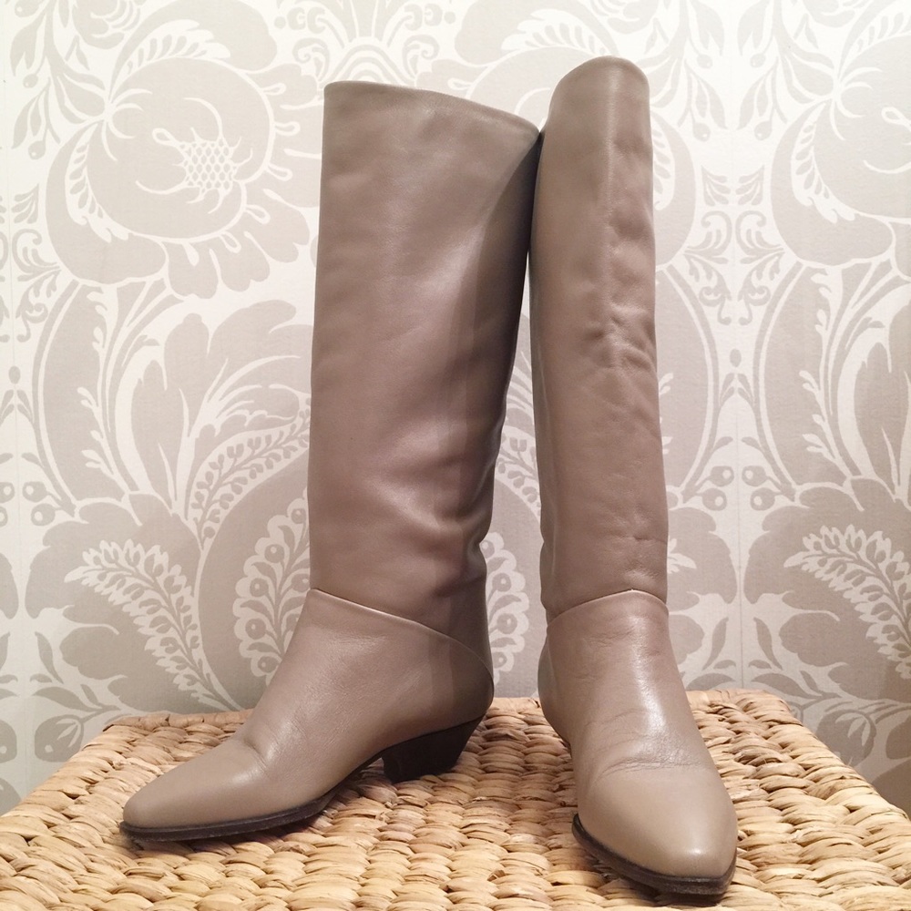 Italian genuine leather taupe boot 5N